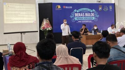 Cegah Penimbunan, Pemkot Surabaya Gelar Sosialisasi Harga Jual Beras Bulog ke Pedagang