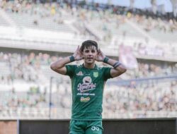 Persebaya Surabaya Pecundangi Arema FC Skor 3-1