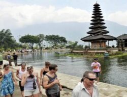 Masuk Bali, Turis Wajib Bayar Uang Sampah Rp150 Ribu