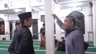 Dinilai Munkar Oleh Pria Cingkrang, Masjid Al Ikhlas Surabaya “Luluh” Hentikan Kegiatan Hadrah