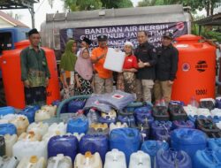 Dampak Kemarau Panjang, BPBD Jatim Salurkan Air Bersih di Bangkalan