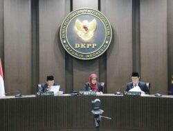 DKPP Copot Ketua Bawaslu Kota Surabaya