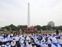 Jelang Peringatan Hari Relawan Sedunia, Pemkot Surabaya Kukuhkan Ribuan Anggota Palang Merah Remaja dan PMI