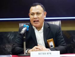 Jadi Tersangka Pemerasan SYL, Firli Bahuri Didesak Mundur dari Jabatan Ketua KPK