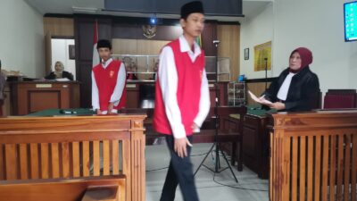 Jadi Kurir Narkoba, Dua Pemuda Bersaudara Asal Gresik Dituntut 13 Tahun Penjara