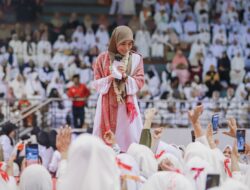 Perempuan Tonggak Negara, Agatha Retnosari: Ganjar-Atikoh Keluarga Ideal Indonesia Masa Kini