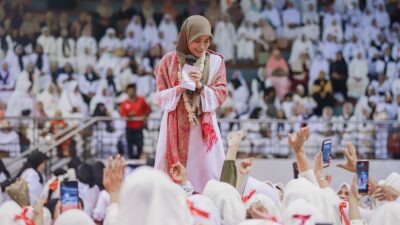 Perempuan Tonggak Negara, Agatha Retnosari: Ganjar-Atikoh Keluarga Ideal Indonesia Masa Kini