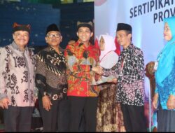 Program PTSL, 500 Warga Banyuwangi Terima Sertifikat Tanah