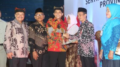 Program PTSL, 500 Warga Banyuwangi Terima Sertifikat Tanah