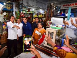 Presiden Jokowi Tinjau Harga Sembako di Pasar Tradisional Bnayuwangi