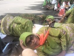Kecewa Pada Khofifah Karena Terlantar di GBK, Kader Muslimat: Jangan Pilih Prabowo 