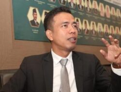 Lebay !! Khofifah Harus Minta Maaf ke Publik Atas Statement Prabowo-Gibran Seperti Sahabat Nabi