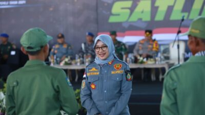 Bupati Banyuwangi Ipuk Intruksikan Linmas Kawal Pemilu Transparan dan Jurdil