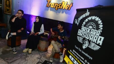 Go Public, Band Indie Asal Surabaya Ingin Konsisten Ciptakan Lagu-Lagu Berlirik Satire