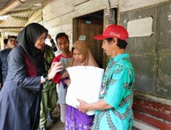 Bupati Ipuk Sisir Warga Miskin Pinggir Hutan Gunung Raung Banyuwangi
