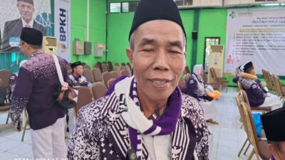 Kisah Inspiratif Jukir di Jombang Bisa Berangkat Haji Setelah 13 Tahun Menabung