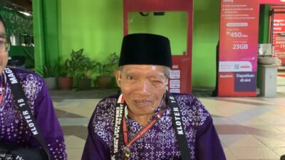 Kisah Mbah Bambang Calon Haji dengan Satu Telinga Bisa ke Tanah Suci