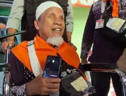 Kisah Tukang Pijat Tuna Netra Wujudkan Impian ke Tanah Suci