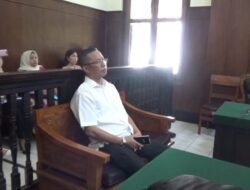 Mantan Anak Buah Surya Paloh Jalani Sidang Kasus Pemalsuan Gelar S2 