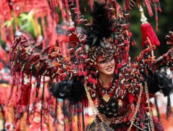 Parade Kostum Etnik Kontemporer Banyuwangi Ethno Carnival Digelar Pekan Ini