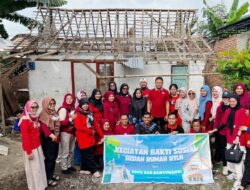 Ratusan PPPK di Banyuwangi Ikut Bedah Rumah Warga Miskin