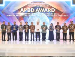Pj Gubernur Jatim Borong 4 Penghargaan APBD Award 2024: Bukti Komitmen Pengelolaan Anggaran Akuntabel dan Efisien
