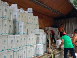 3.000 Kardus Air Zamzam Tiba di Embarkasi Surabaya, Dibagikan Saat Pemulangan