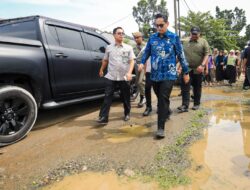 Didatangi Emak-emak, Wali Kota Medan Janji Segera Perbaiki Jalan dan Lampu Penerangan di Tuntungan