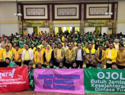Ratusan Ojol Padati Rumah Aspirasi Golkar Jatim: Sampaikan Keluhan soal Tarif dan Keselamatan